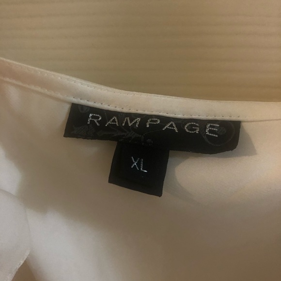 One shoulder top - Picture 2 of 3